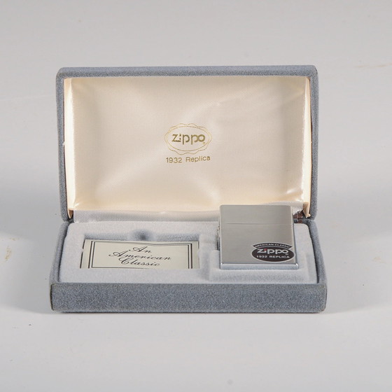 Accendino Zippo Vintage Nuovo con Scatola – Oggetti decorativi, Metallo (photo 5 of 5)