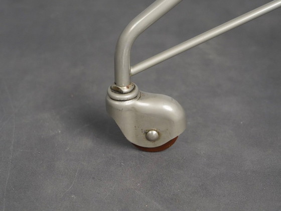 First Edition Arne Jacobsen Model 3217 Office Chair for Fritz Hansen, Denmark, 1950s, Metal, Silver, Vintage (photo 9 of 12)