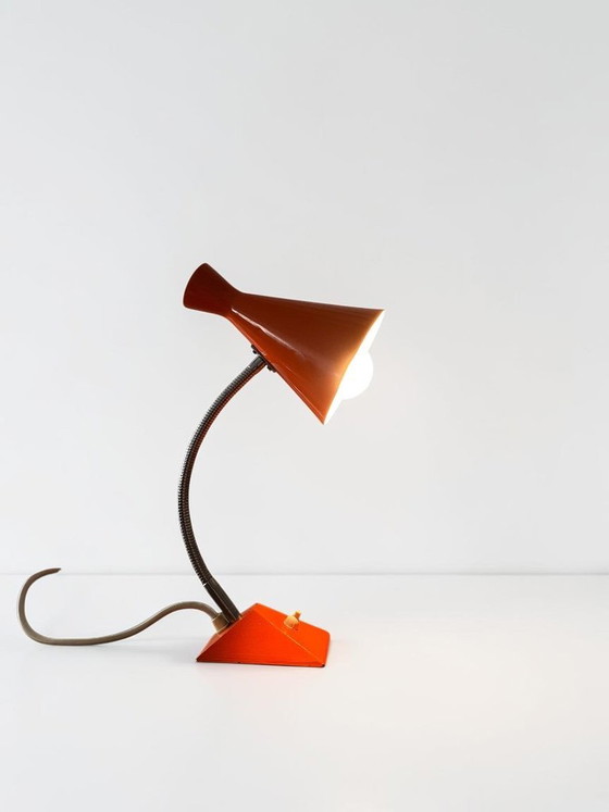 Image 1 of Oranje tafellamp uit de jaren 70 in ruimtetijdstijl | Vintage bureaulamp uit het midden van de 20e eeuw | Retro designlamp