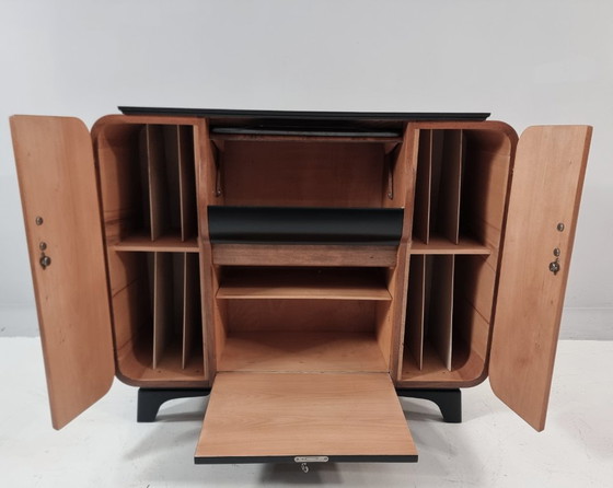Image 1 of Art Deco barkast van Jindrich Halabala voor Up Závody, jaren 1940, jaren 1950.