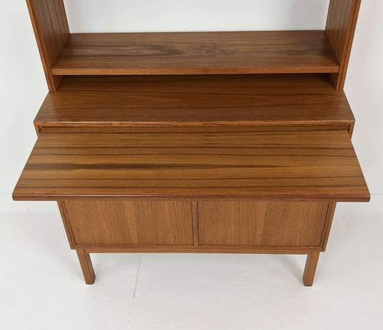 Librerie svedesi in impiallacciatura di teak – Vintage (photo 9 of 14)