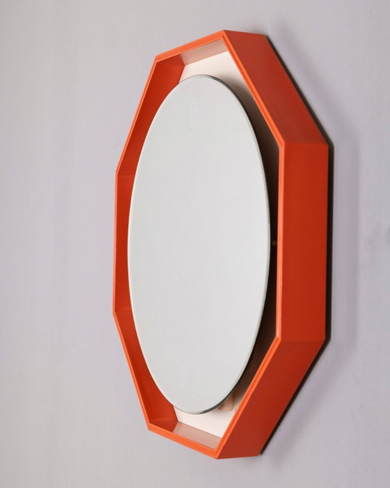 Image 1 of Vintage wandspiegel met achtergrondverlichting uit de jaren 70, Italiaans design.