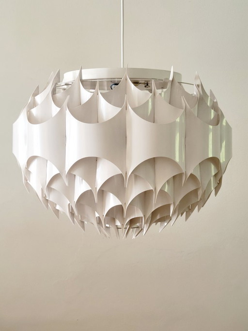 Rhythmic ceiling lamp by Milanda Havlová for Vest Leuchten