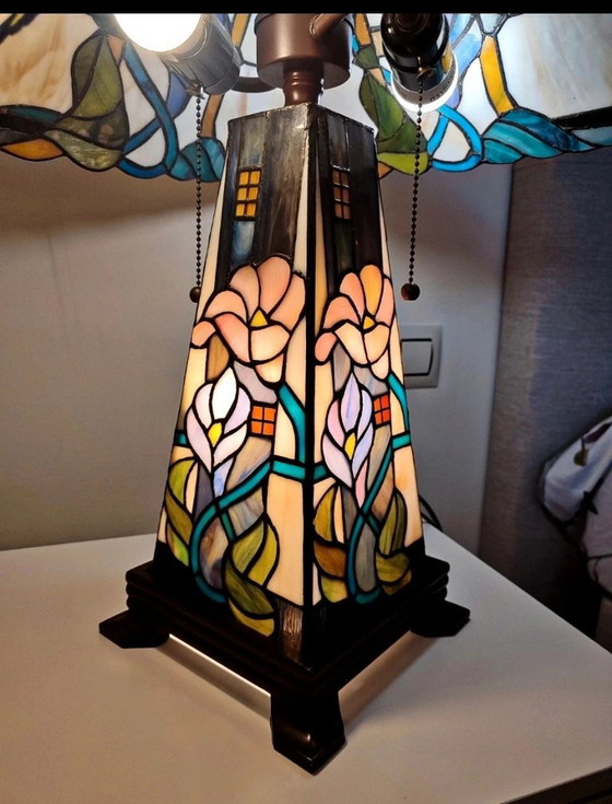 Pyramid Tiffany Lamp – Table lamps, Crystal (photo 6 of 9)