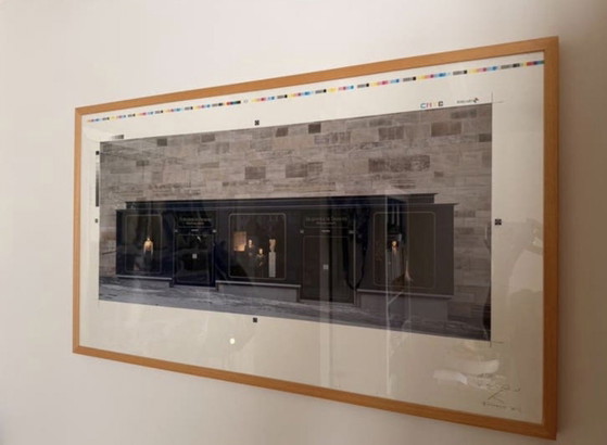 Documenta Wax Museum Guillaume Bijl – Künstlerdruck (AP) – Lithographien & Drucke, Glass, Paper (photo 5 of 12)