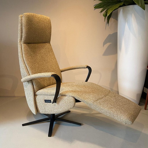 The Future Twice relax armchair