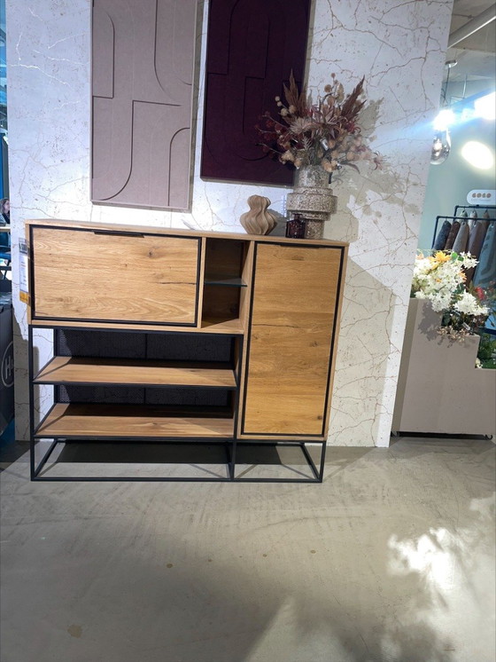 Image 1 of Henders & Hazel City dressette