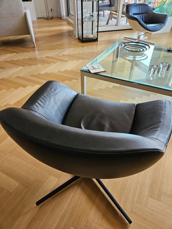 Relax Chair Model Auckland van Cassina – Fauteuils, Plastic, Leather (photo 5 of 5)