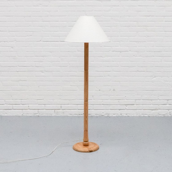 Image 1 of Pine Vloerlamp Solbackens Svarveri