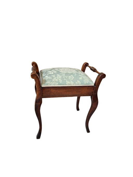 Eleganter Vintage-Schlafzimmerhocker