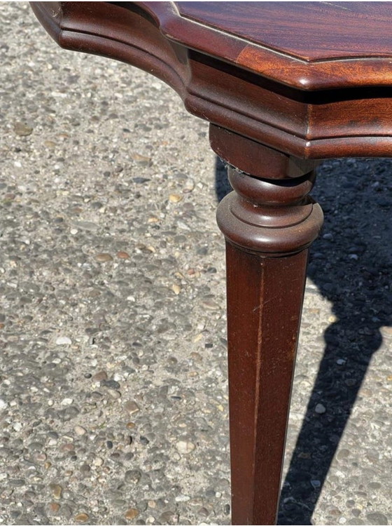 Image 1 of Mahonie eetkamer tafel 