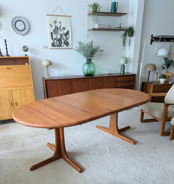 Vintage Danish Teak Extendable Round Dining Table – Wood (photo 5 of 6)
