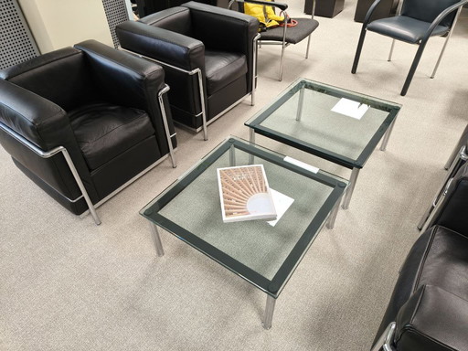 6 x Cassina LC2 + 2 x LC10 Coffee Table