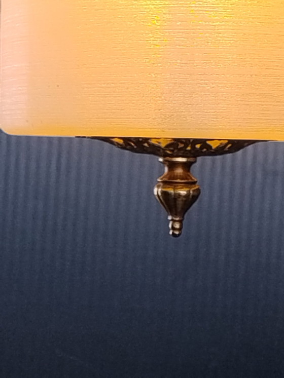 Image 1 of Lanterne Louis XVI, française, en laiton doré et verre