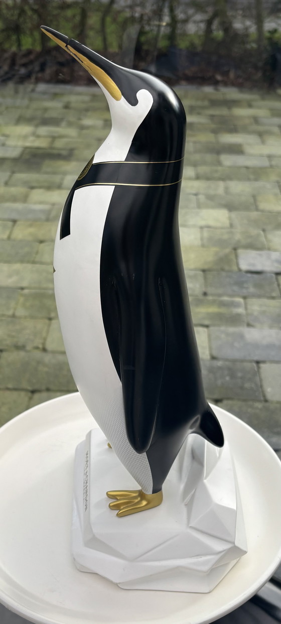 Image 1 of Original display Penguin Moët & Chandon Ice Imperial