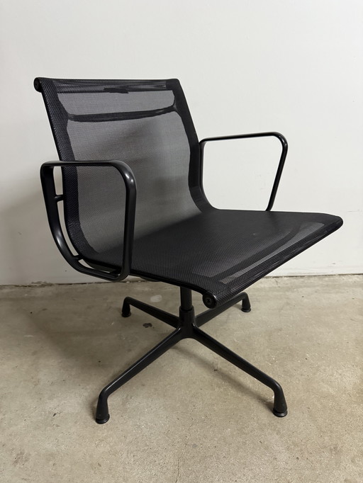 Vitra Eames EA 108 Aluminium Chair Black 1/3 Top & Original