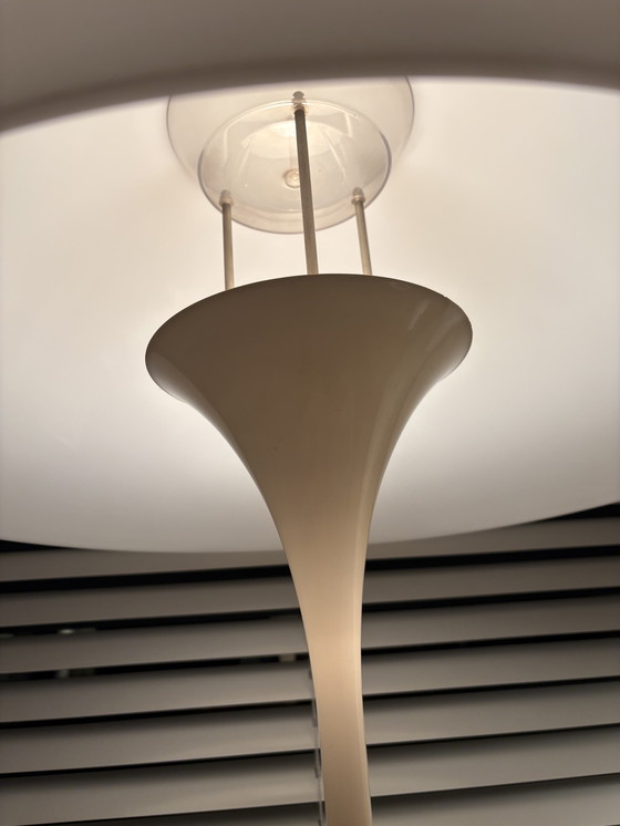 Image 1 of Louis Poulsen modello Panthella per Verner Panton groot