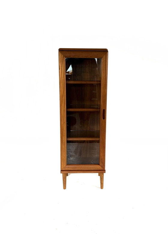 Image 1 of Vintage Deense teakhouten vitrinekast, Dyrlund ‘70