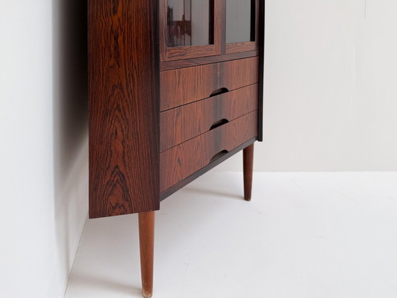 Image 1 of Mobile angolare vintage in palissandro danese, anni '60 — Vetrina di metà secolo con ante in vetro e cassetti