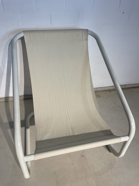 Image 1 of Fauteuil lounge en acier tubulaire et toile, années 1970. La structure tubulaire est vintage.