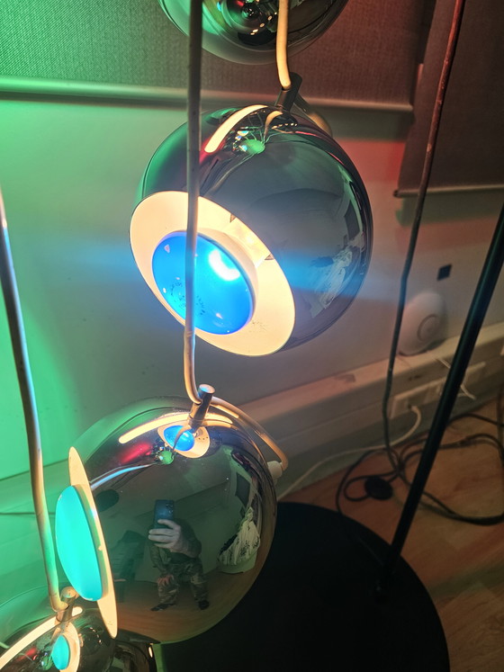 Image 1 of Large XXL Space Age cascade pendant light, 10 chrome globes, Reggiani style – 1970s