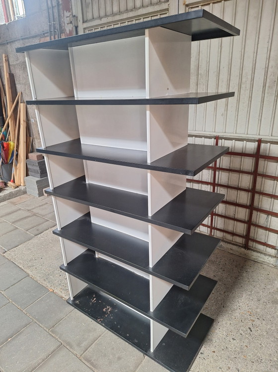 Image 1 of Bibliothèque/séparateur de pièce