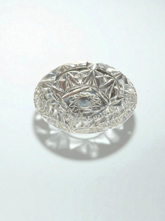 Image 1 of Asbak in bewerkt glas