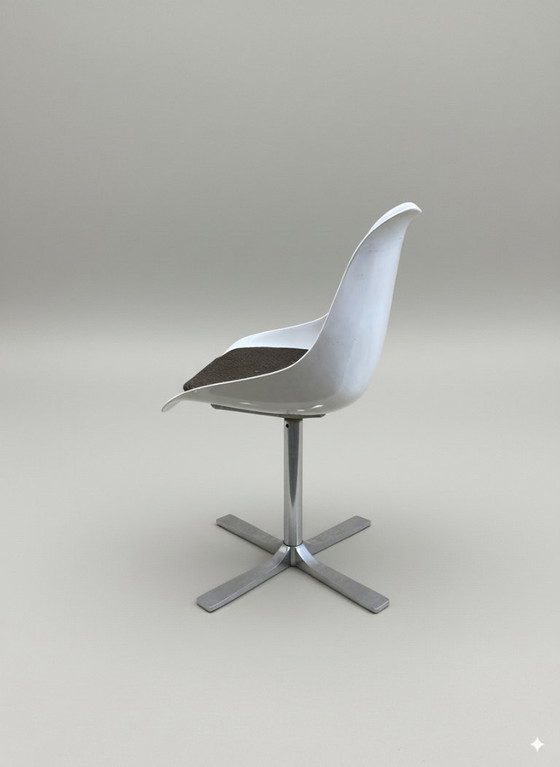 Image 1 of Silla Tulip de Roche Bobois en plástico moldeado y base cruciforme cromada