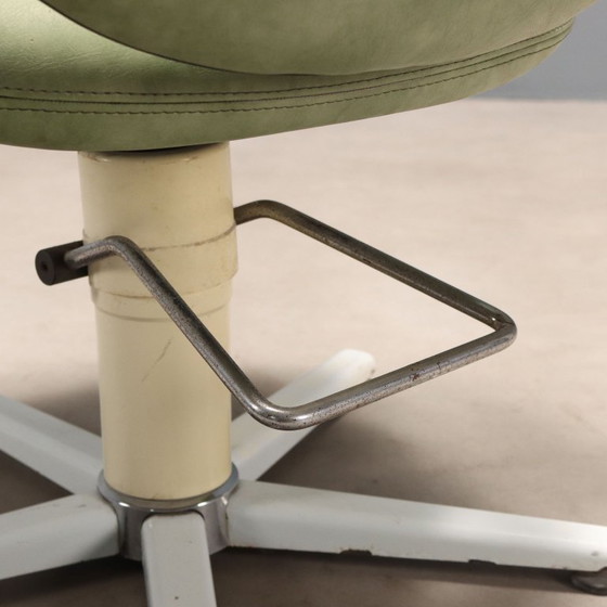 Image 1 of Friseurstuhl aus den 1970er Jahren