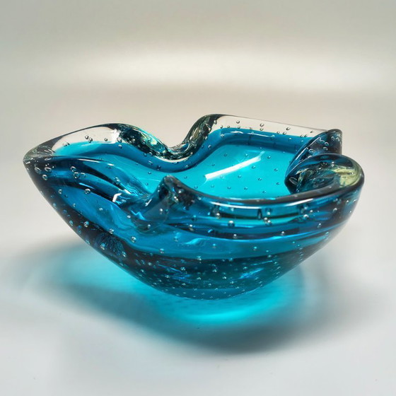 Image 1 of Cendrier ou vide-poches rose style milieu du siècle, années 1960, en verre de Murano Bullicante, par Flavio Poli.
