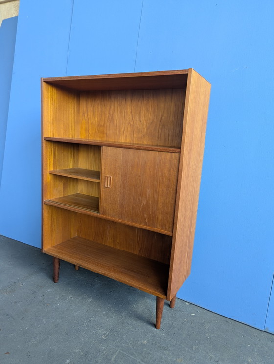 Vintage Danish Teak Bookcase - Westergaard Møbelfabrik – Wood (photo 4 of 10)