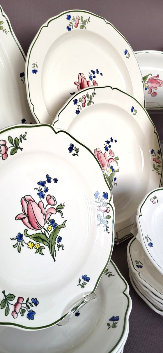 Complete Gien Lorraine 24-Piece Dinnerware Set in Very Good Condition – GIEN (France), Crockery, Porcelain (photo 4 of 9)