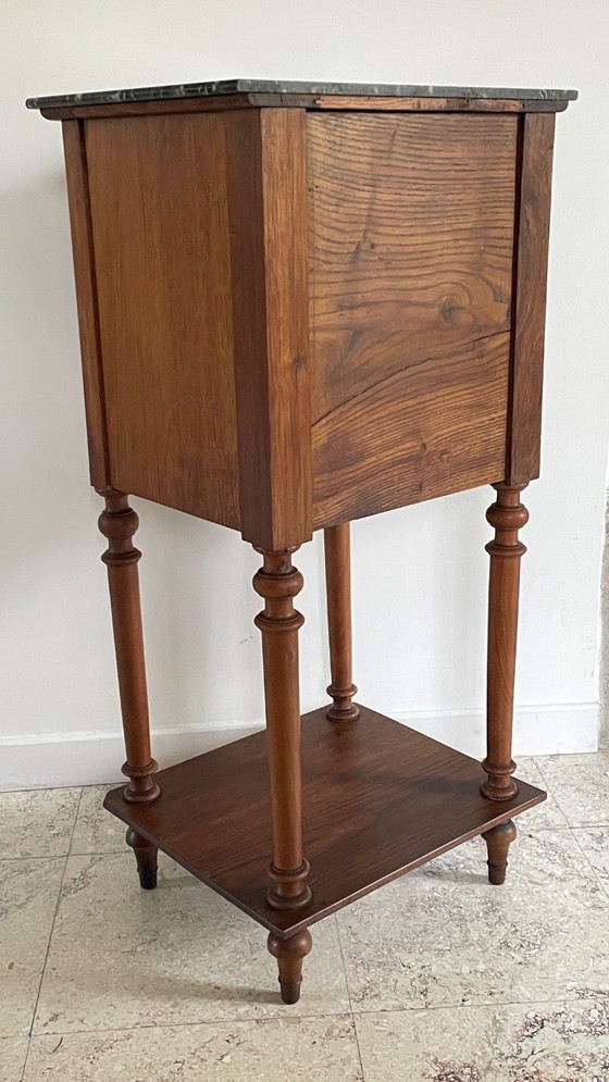 Image 1 of Antiker Nachttisch aus Holz und Marmor