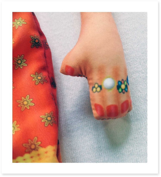 Image 1 of Scultura artistica di Frida Kahlo | Bambola d'arte di design | Oggetto d'arredo d'arte contemporanea