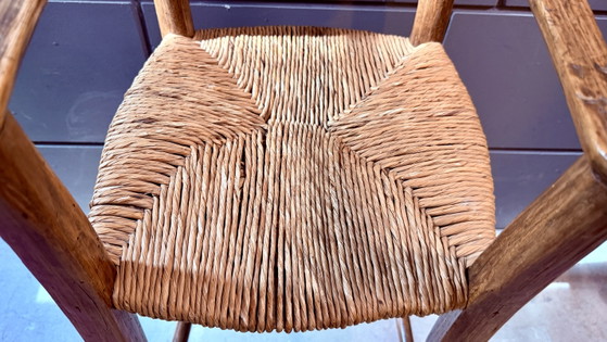 Uniek hoog rietenstoeltje – Eetkamerstoelen, Wicker, Wood (photo 4 of 9)