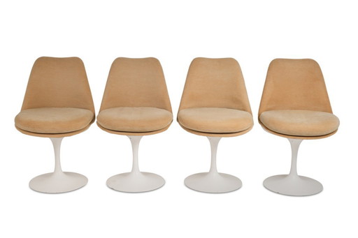 Eero Saarinen, per Knoll, Serie di 8 sedie "Tulip". Anni '70