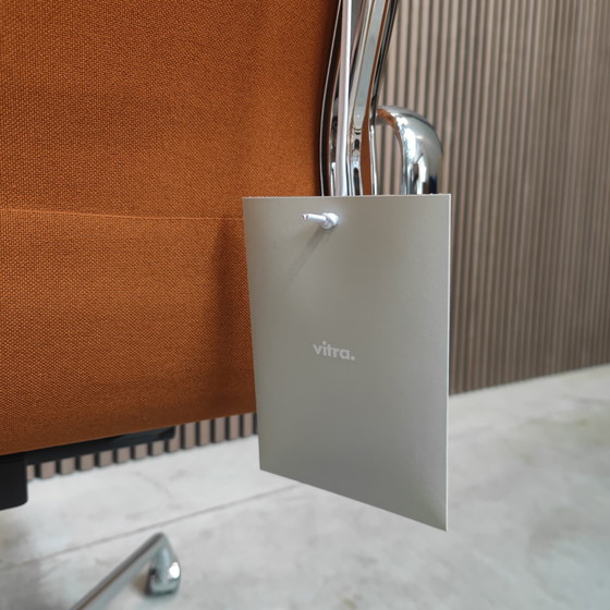 Image 1 of Silla Vitra Eames EA 219 Soft Pad – Cuero premium color coñac