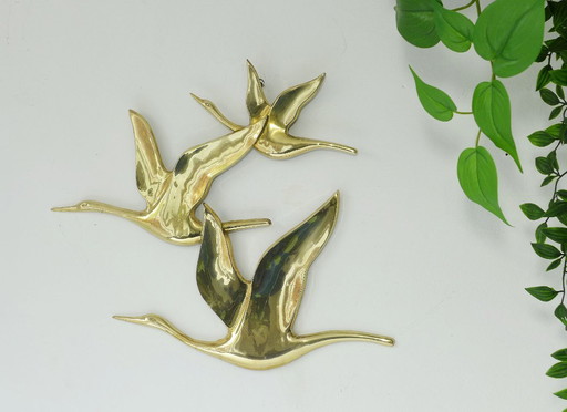 Scultura murale vintage raffigurante 3 oche in volo, in ottone e oro, stile anni '60/'70.