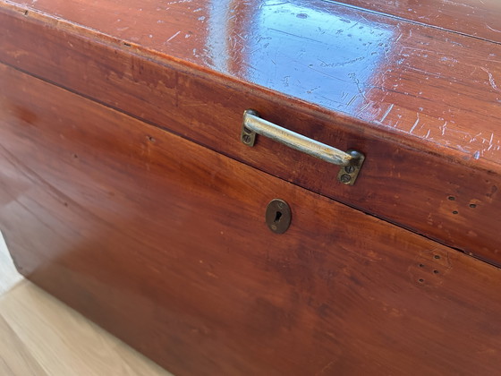 Image 1 of Coffre à couvertures vintage en bois dur