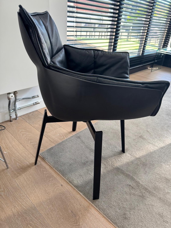 Image 1 of Chaises de salle à manger Husk B&B Italia en cuir noir