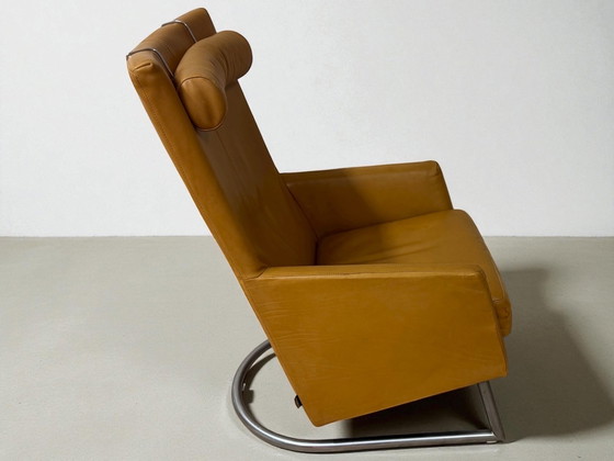 Image 1 of Montis Madonna armchair met hocker