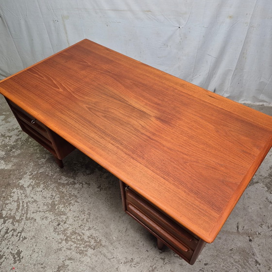 Image 1 of Svend Aage Madsen Falster bureau danois vintage des années 1960 en teck