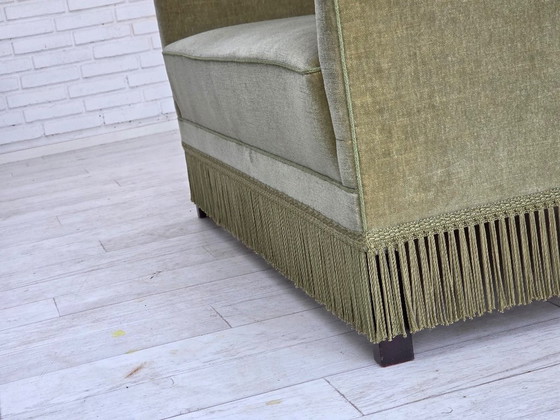 Image 1 of Sofá danés de 2 plazas, década de 1970, tapizado en terciopelo y patas de madera de haya.