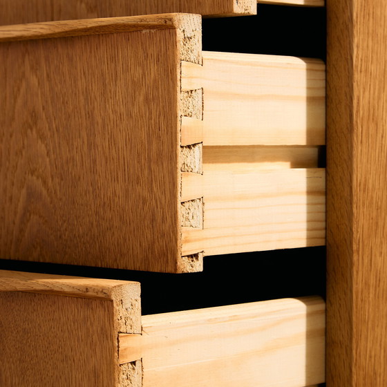 Image 1 of Mk10634 Commode en chêne restaurée