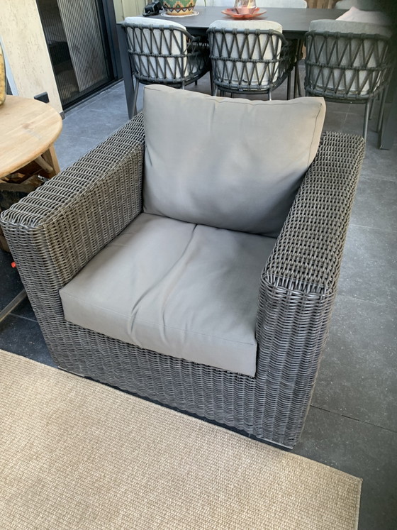 All Weather Lounge Set – Life, Plastic, Metal (photo 2 of 10)