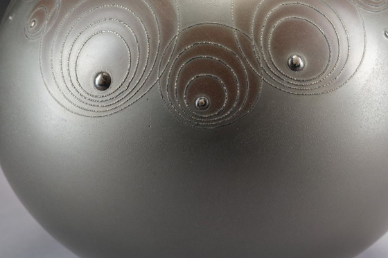 Image 1 of Art-Deco-style silver-patinated bronze vase by Arisu Mitsuo