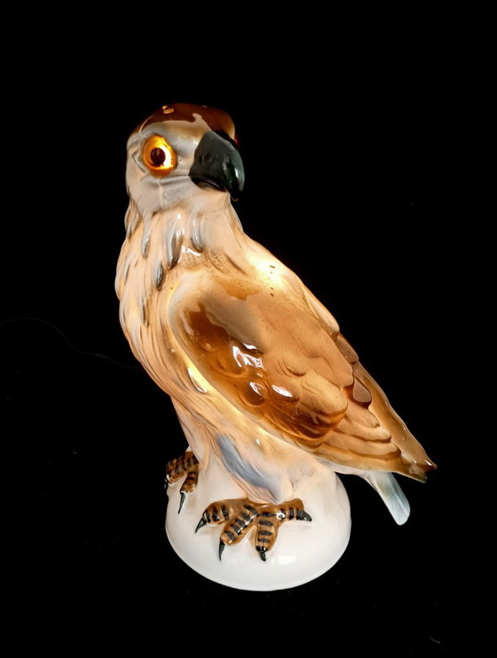 Porcelain lamp in the shape of an eagle – Table lamps (photo 5 of 8)
