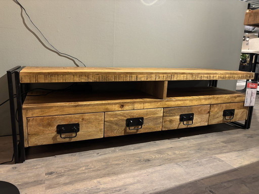 Mobile TV Feelings Milan