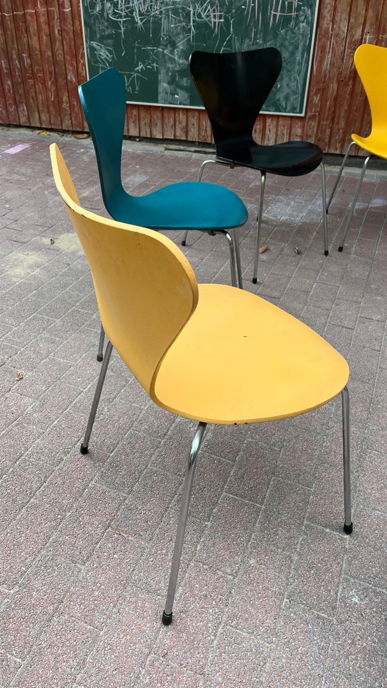 Image 1 of Sedia Fritz Hansen Jacobsen 3107