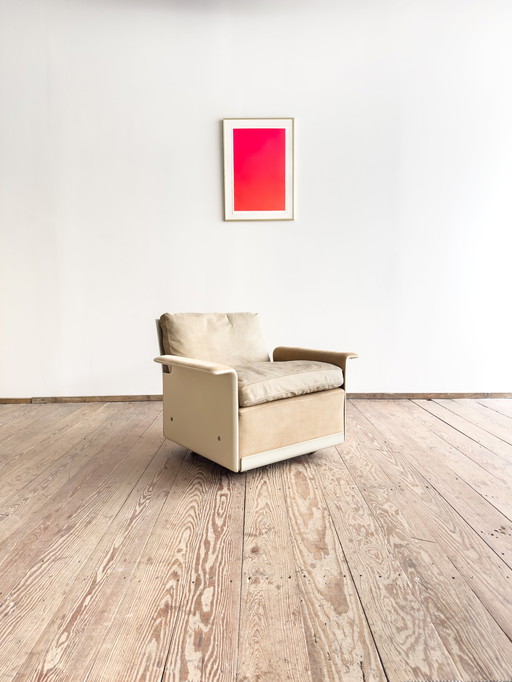 Mid-Century Modern Lounge Chair in Fiber Glass and Suede by Dieter Rams for Vitsoe, Germany, 1960s